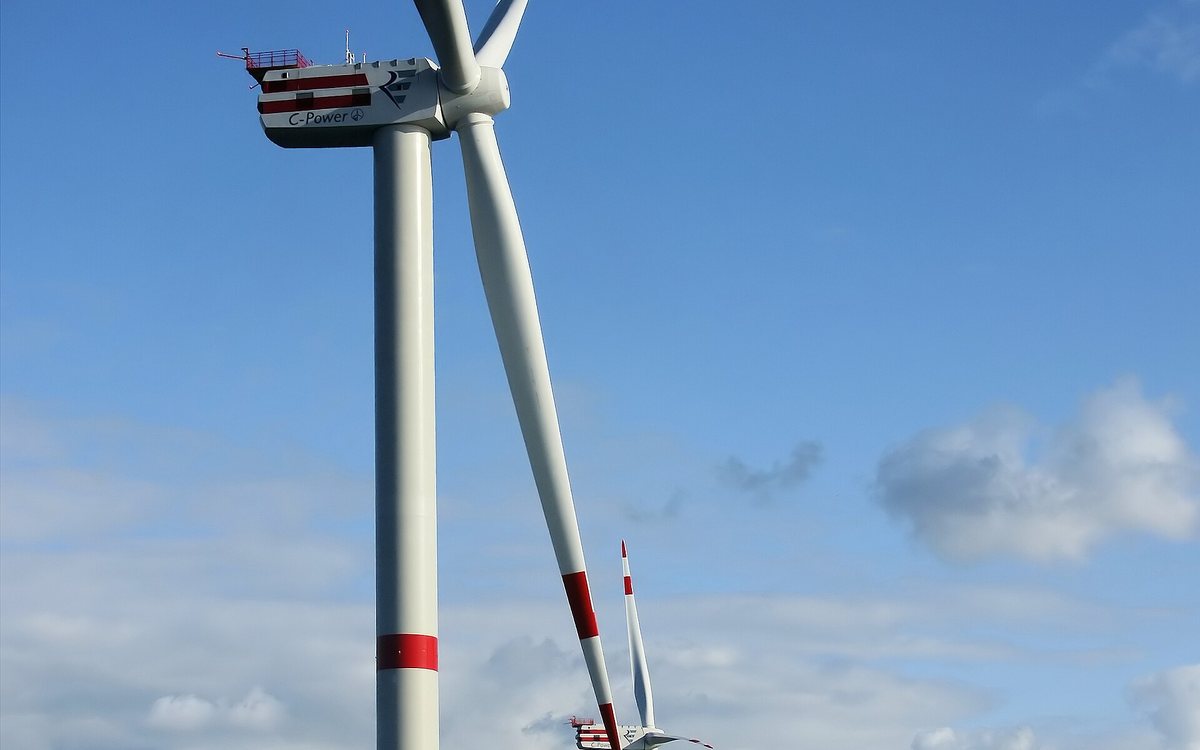 Éoliennes dans la campagne belge